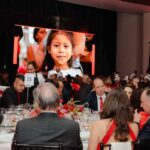 "Cena en Rojo" en favor de la niñez migrante