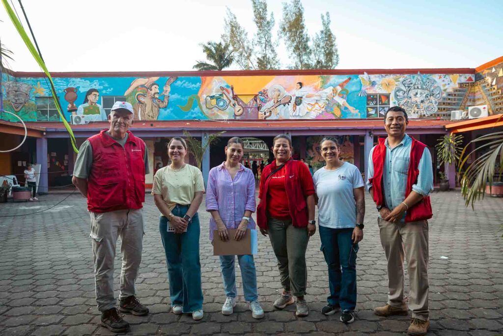 Equipo de Save the Children en Poza Rica, Veracruz.