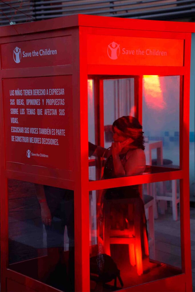 CABINA CENA EN ROJO 2026